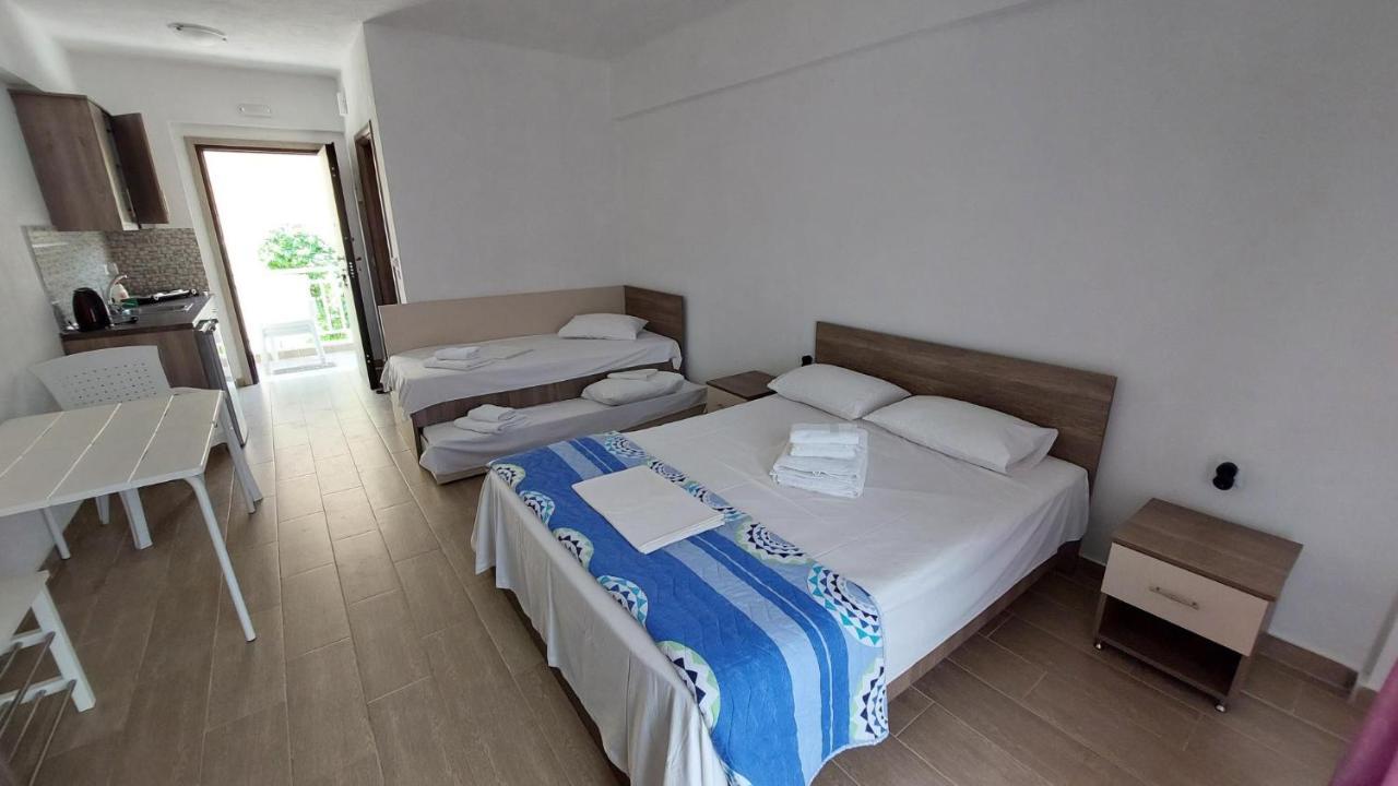 Villa Sevi Vrasná Екстериор снимка