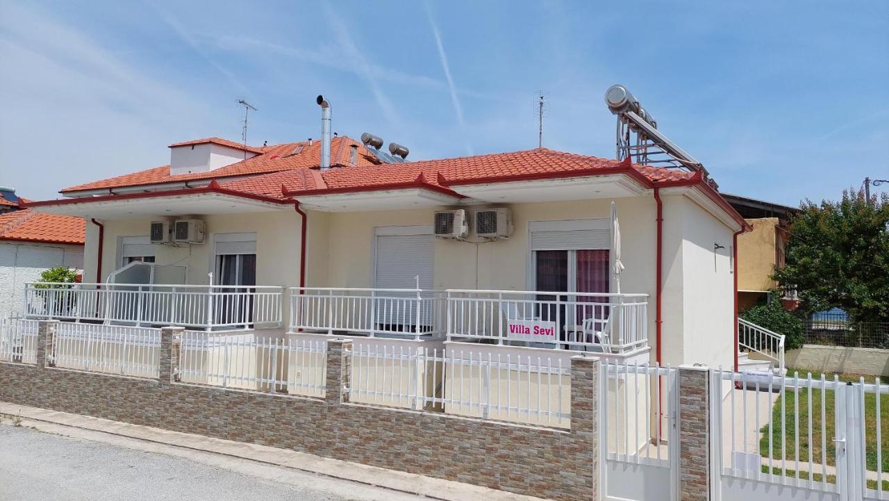 Villa Sevi Vrasná Екстериор снимка